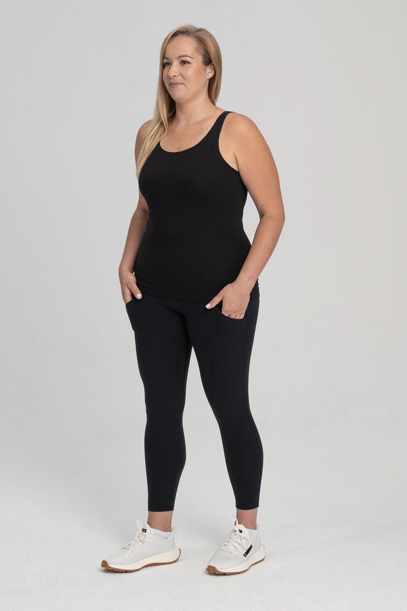 Super miękkie legginsy z wysokim stanem i kieszeniami model Kolumna S / Czarny