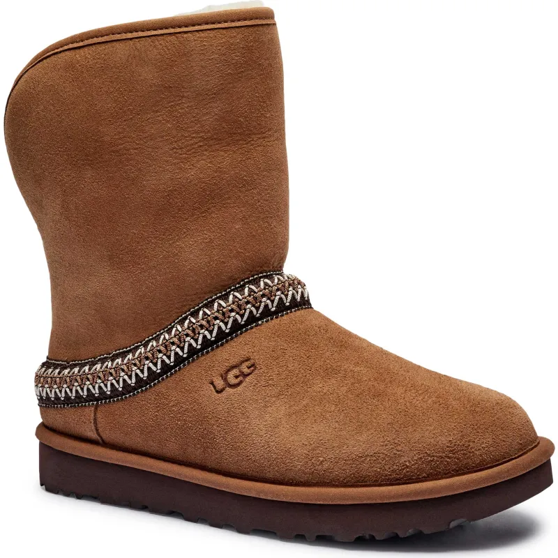 UGG Skórzane śniegowce CLASSIC SHORT CRESCENT z dodatkiem wełny