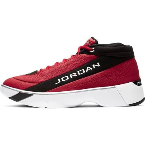 Nike Air Jordan Team Showcase Gym Red Black