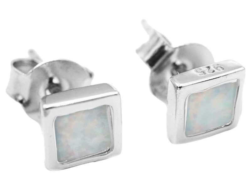 Srebrne kolczyki 925 białe kwadraciki z opalem kwadraty na sztyft