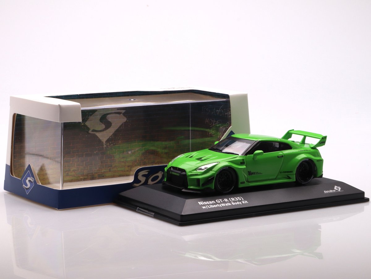 Nissan GT-R (R35) LBWK Silhouete - 2020, green Solido 1:43