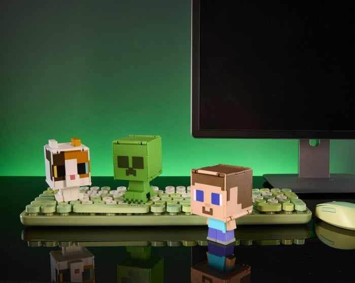 MINECRAFT FIGURKA Z TRAKSFOR 2W1 MIX HTL43 PUD5