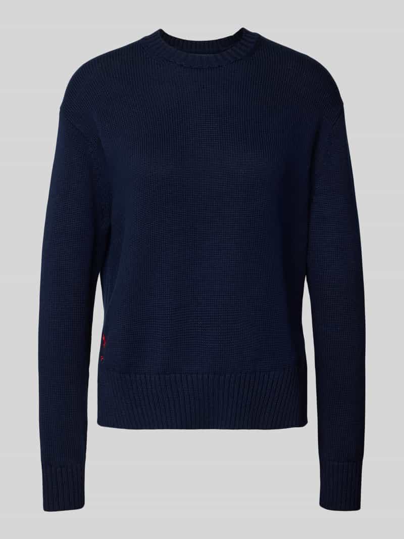 Sweter z dzianiny z wyhaftowanym logo