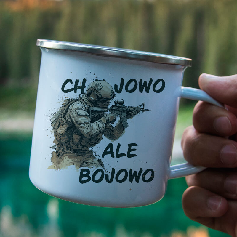 Metalowy kubek emaliowany z nadrukiem - Chu*owo, ale bojowo