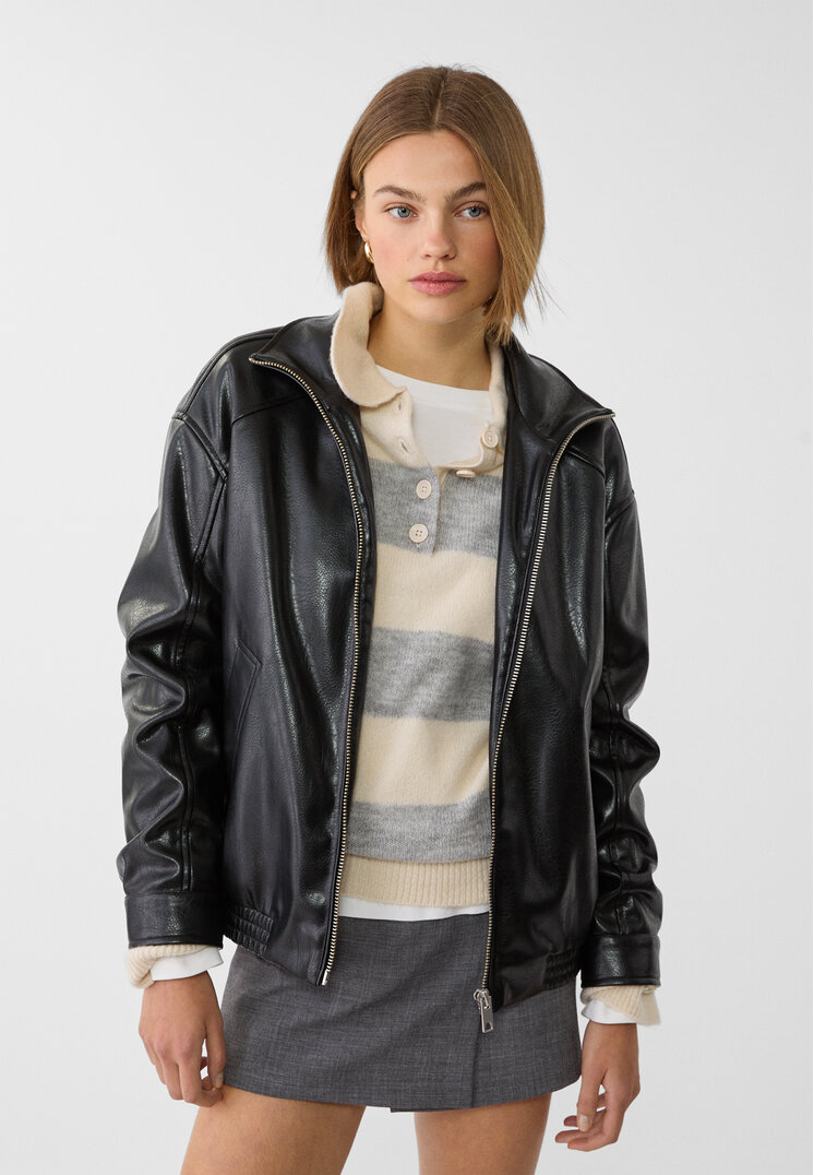 Stradivarius Kurtka oversize ze sztucznej skóry Czarny XS