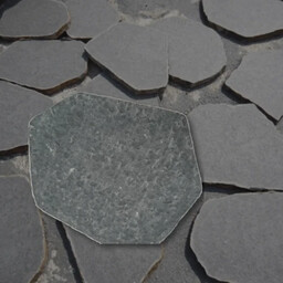 Tiles Kamień na ścieżki Płytki ogrodowe G690 Bazalt Black Płomieniowany 40x60x3 cm