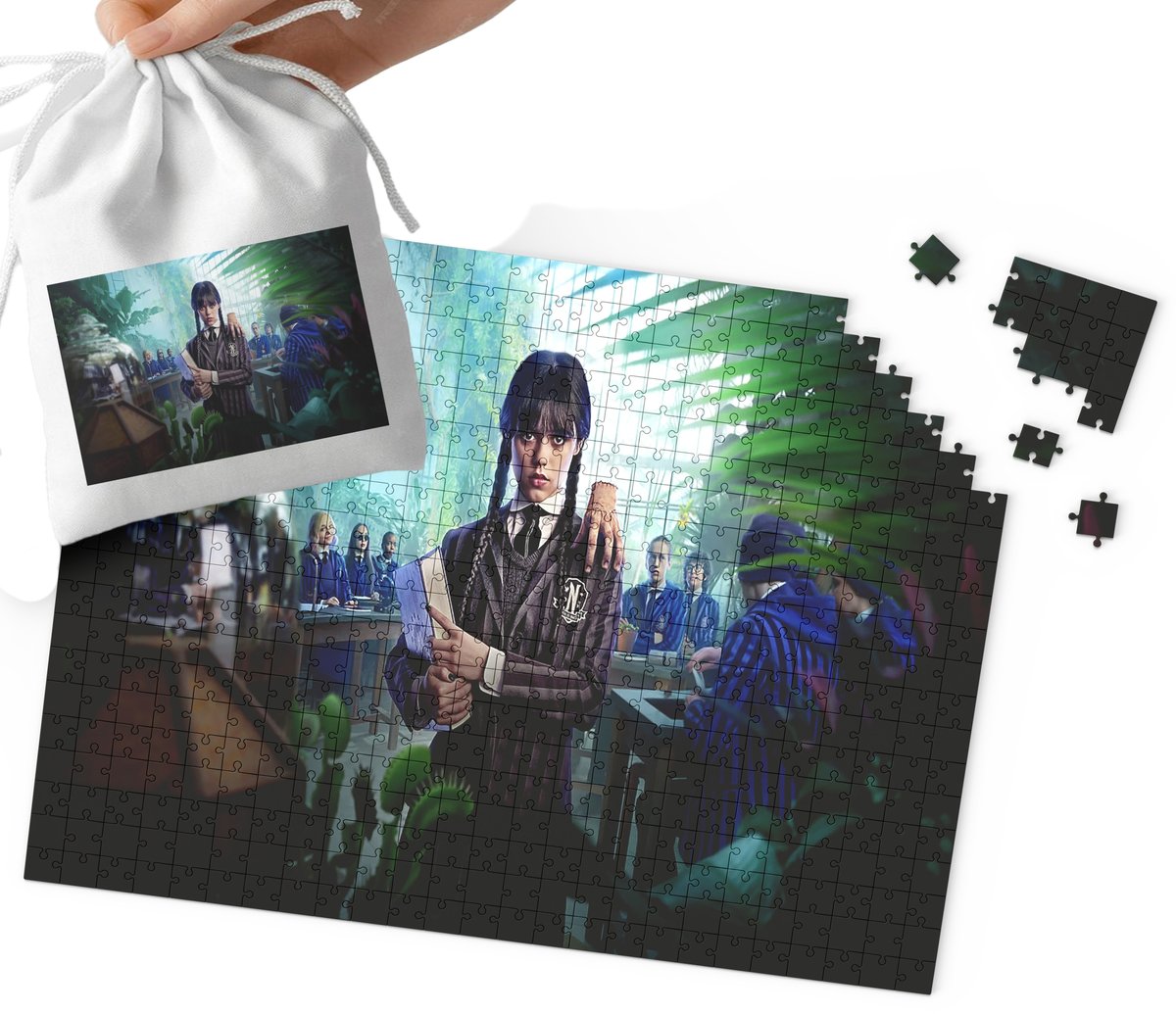 PUZZLE - Wednesday Addams WZORY Z BAJEK I GIER PREZENT 24el + WORECZEK