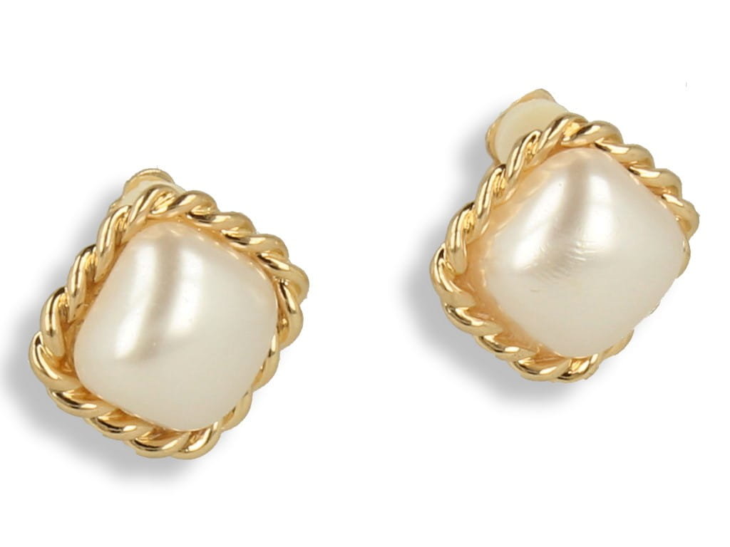 Klipsy do uszu złote kwadratowe perełki