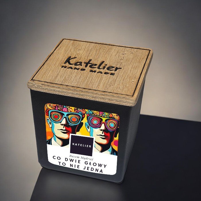 Świeca sojowa - Co Dwie Głowy To Nie Jedna - 250 ml - Razem Mądrzej - Zapach Sangrii - Płomień bez cenzury