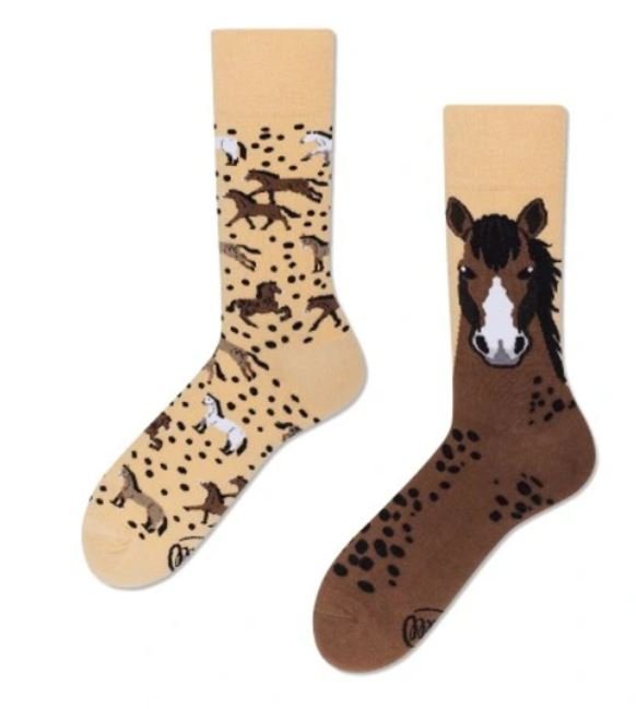 Many Mornings, Skarpety WILD HORSE, rozmiar 39-42, czerwone