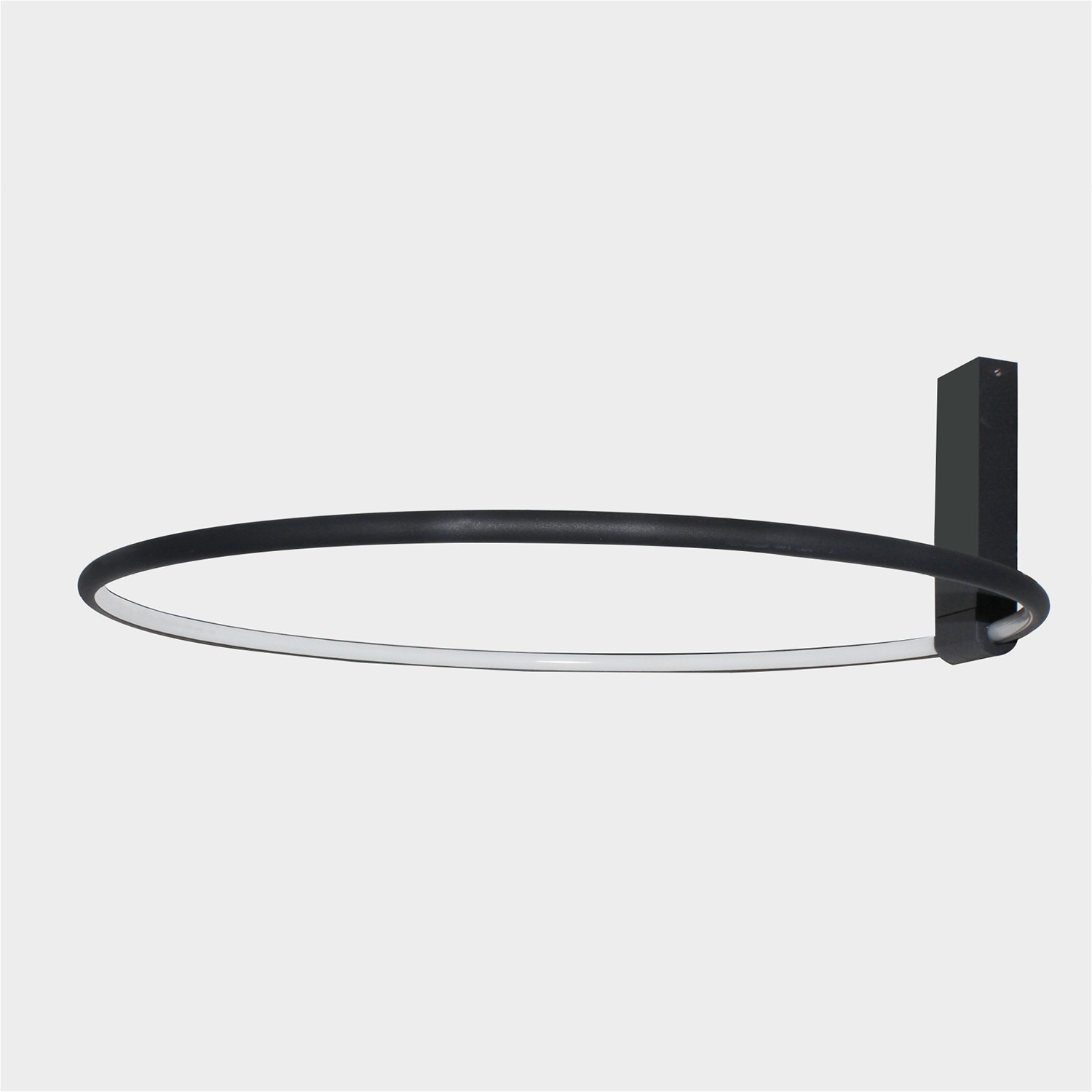 Minimalistyczny plafon ze światłem LED ⌀60 AZ6201 z serii VINCENT