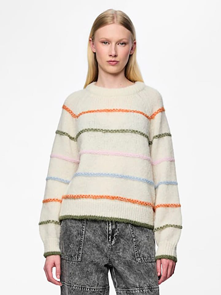 Pieces Sweter w kolorze kremowym