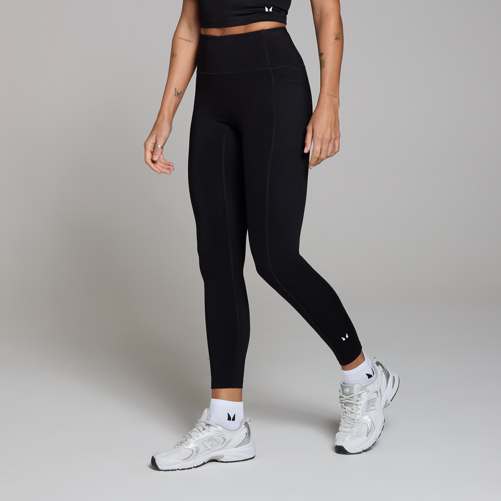 Damskie legginsy z kieszeniami z kolekcji Active MP – czarne - XS