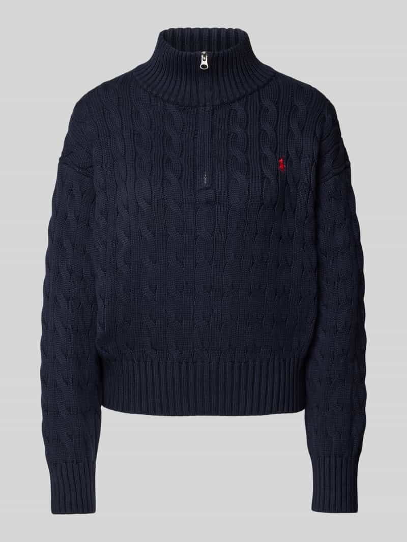 Sweter z dzianiny ze stójką
