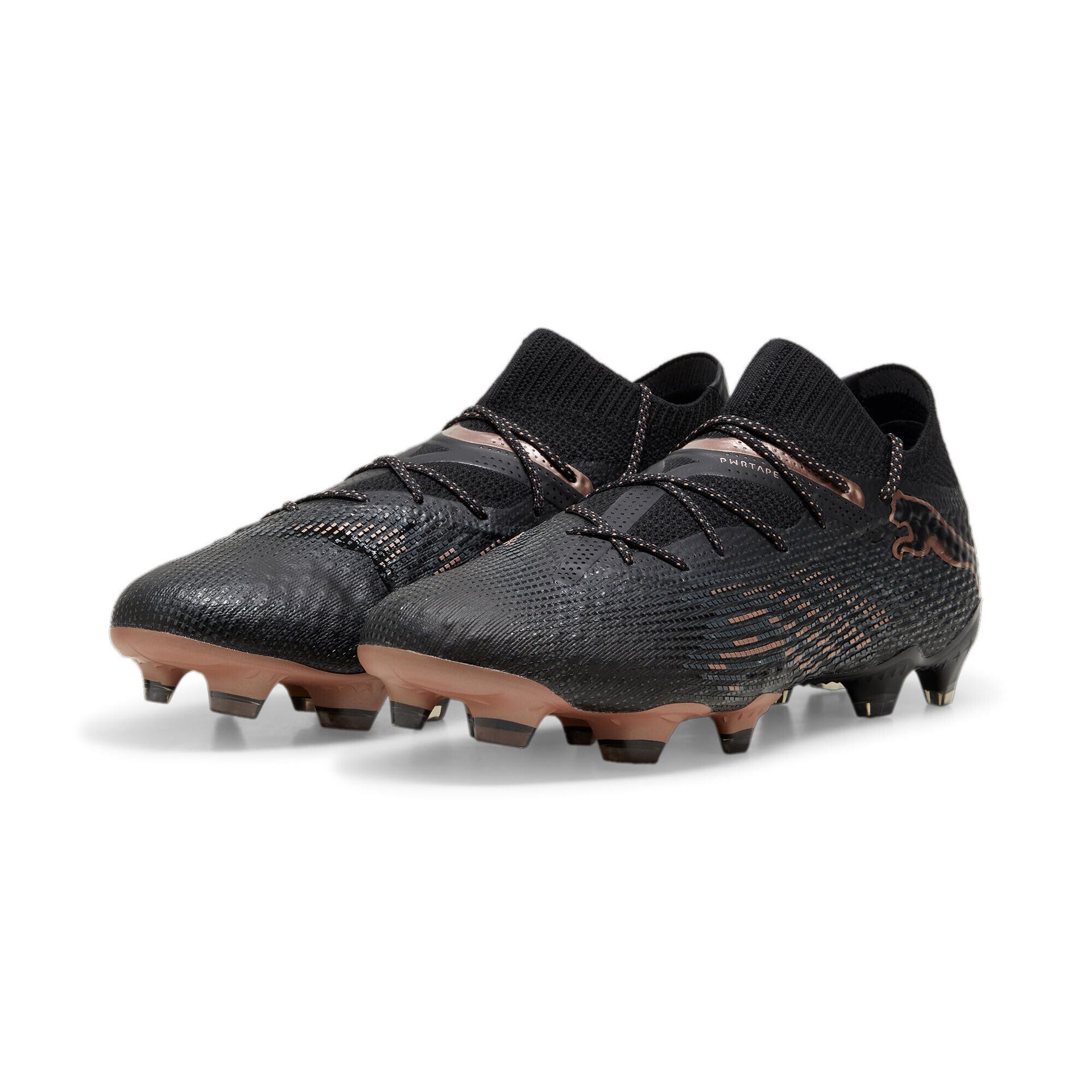 Buty piłkarskie Puma Future 7 Ultimate FG/AG 107599 02 42