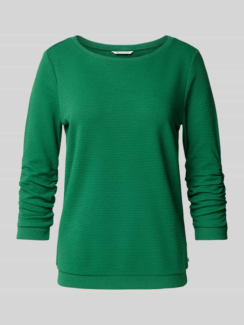 Bluza taliowana z fakturowanym wzorem