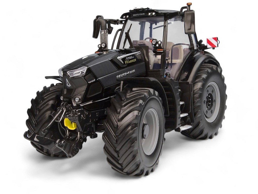 Metalowy model traktor Deutz-Fahr 7250 TTV Warrior Gloss Black 1:32 Universal Hobbies