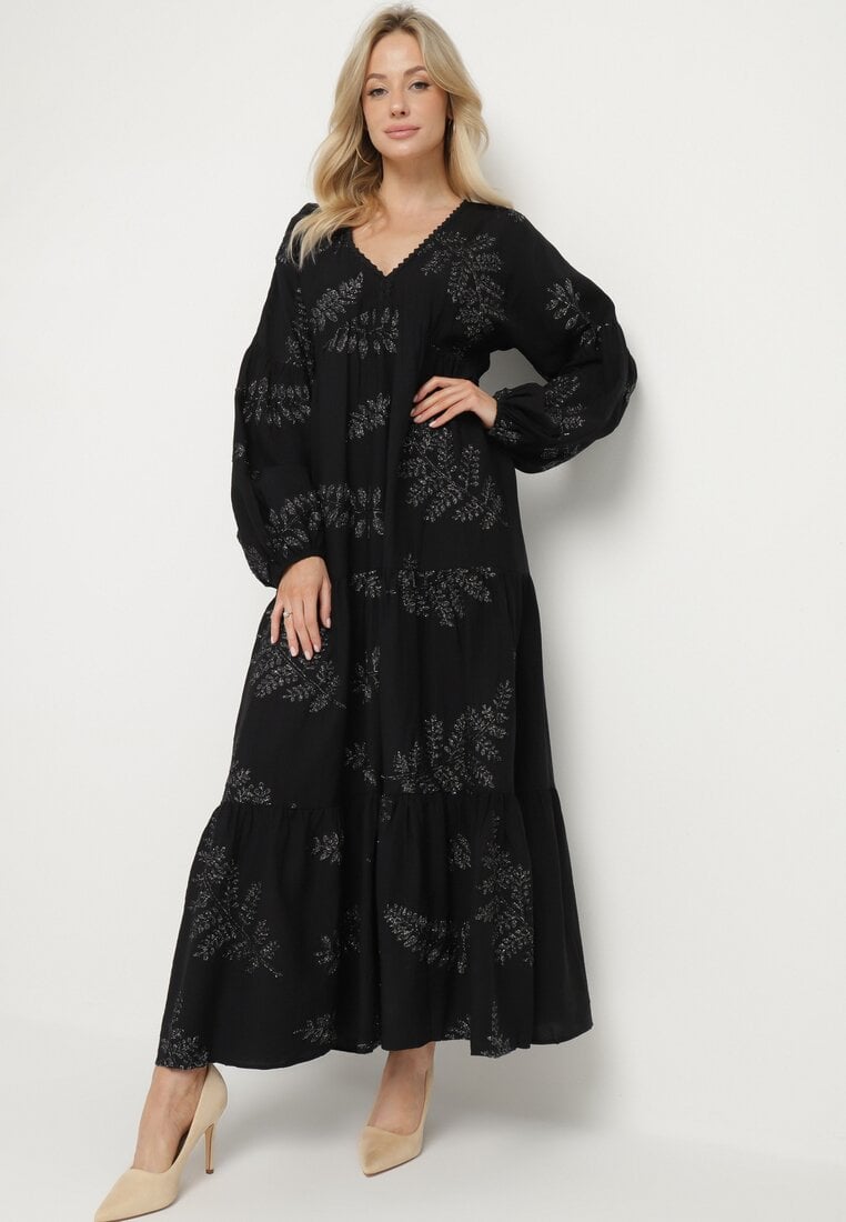 Czarna Wiskozowa Sukienka Rozkloszowana z Metalicznymi Haftami Fennala