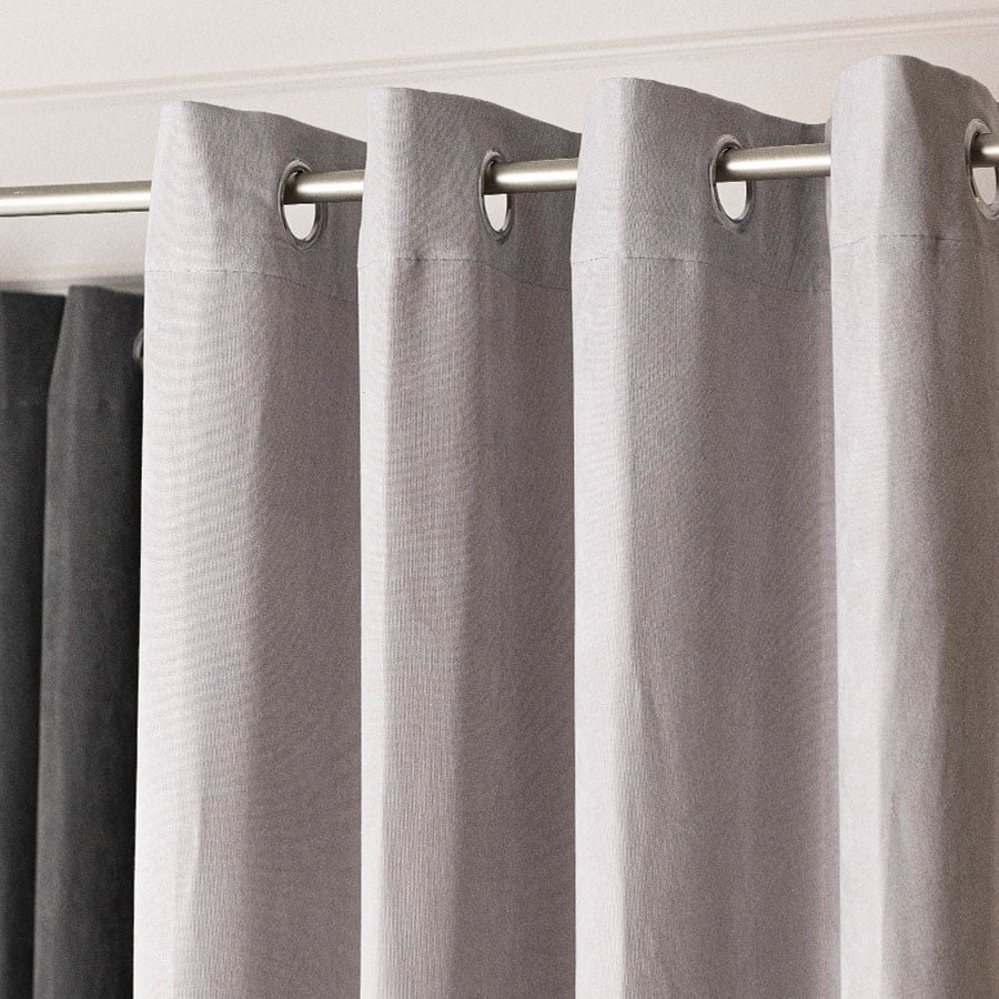 Zasłona welurowa gotowa na przelotkach, 140x250 cm, kolor stalowy szary