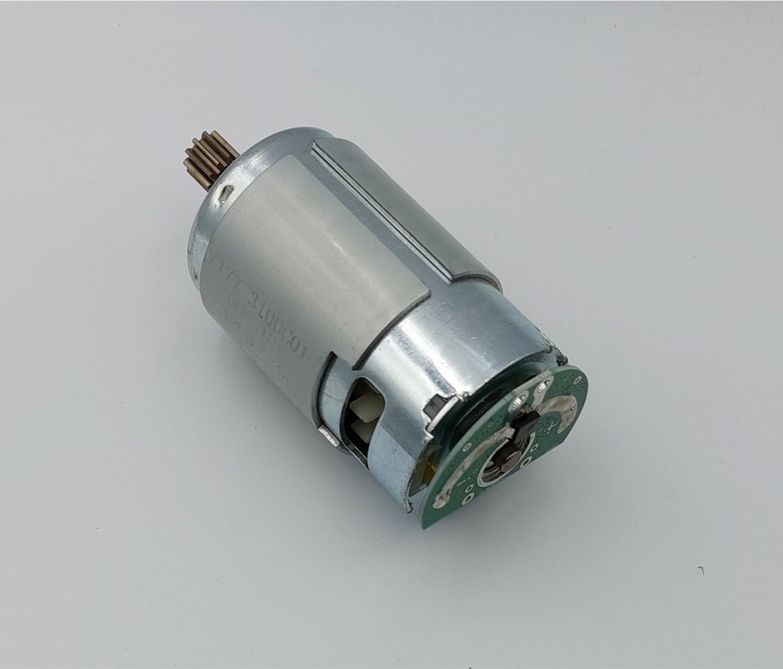 Dedra Silnik elektryczny z kołem zębatym 7177 3100C01 18V DC 9129B