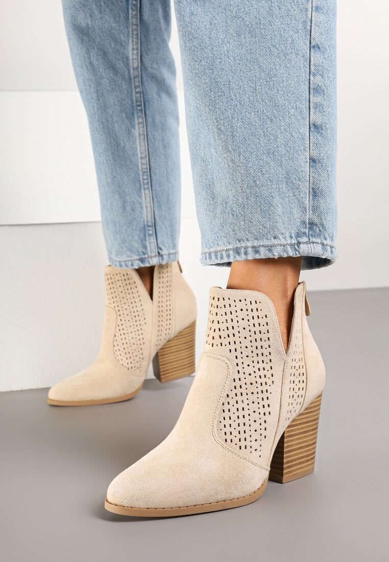 Beżowe Botki na Obcasie z Ozdobnym Wycięciem Dolinala