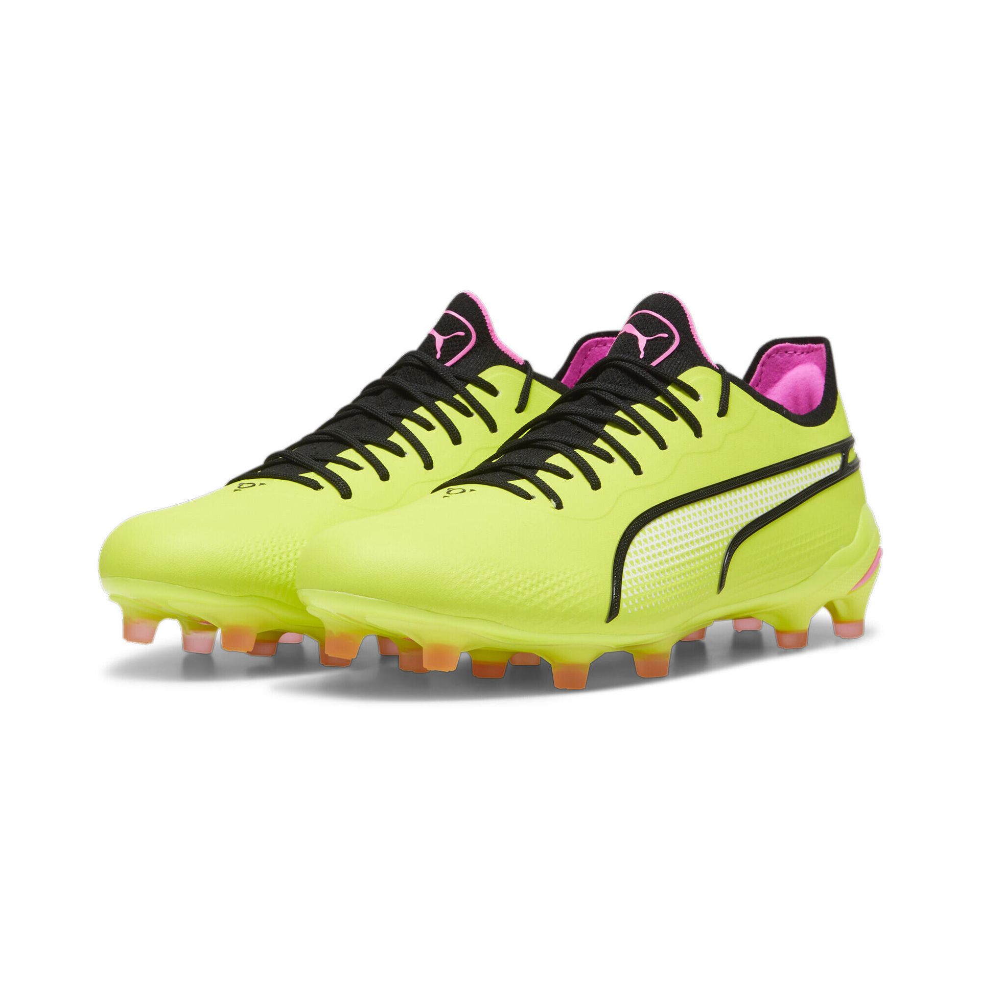 Buty piłkarskie Puma King Ultimate FG/AG 107563 06-42,5