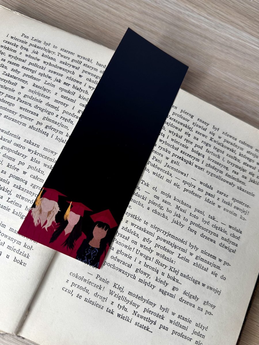 Zakładka do książki - tvd graduation