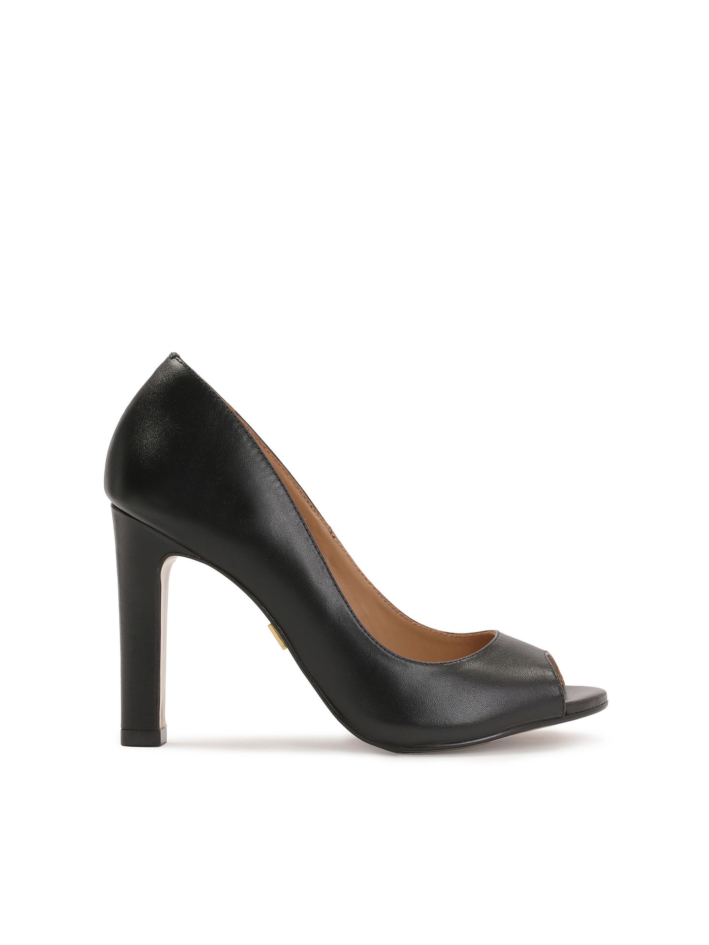 Czarne czółenka peep toe