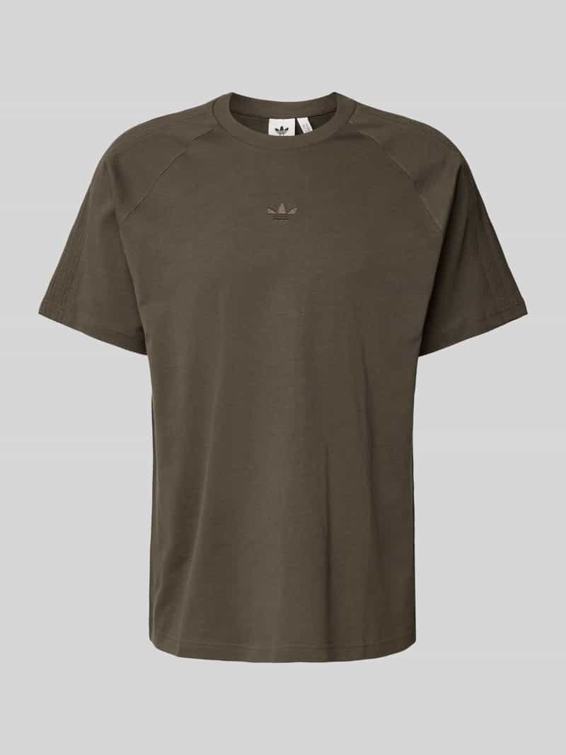 T-shirt z wyhaftowanym logo