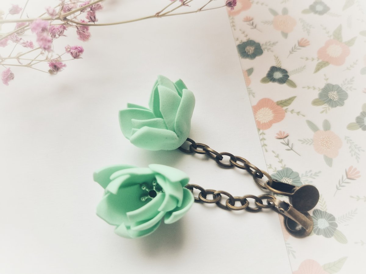 Klipsy miętowe kwiaty lekkie Ruda Klara