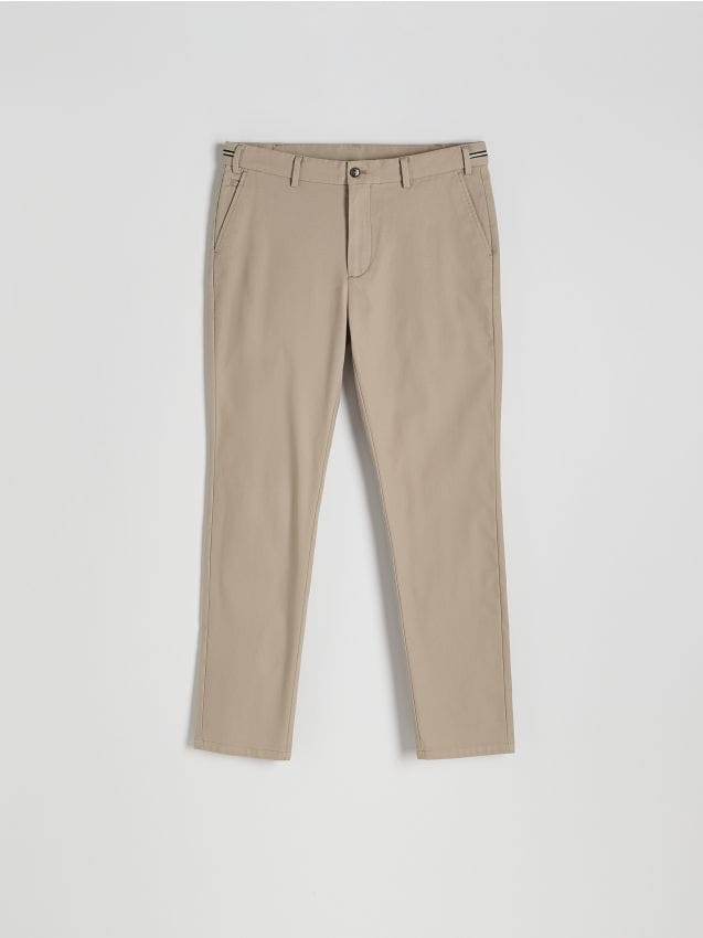 Reserved - Bawełniane spodnie chino slim - beżowy