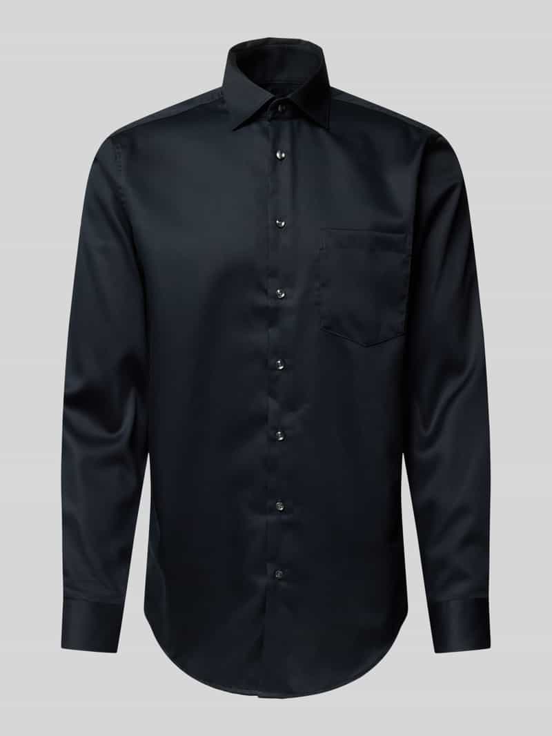 Koszula biznesowa o kroju regular fit z drobnego twillu