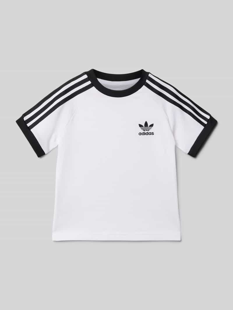 T-shirt z wyhaftowanym logo