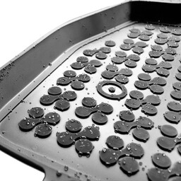 Dywaniki korytka gumowe do Volkswagen Amarok od 2022 - przedni rząd siedzeń, wersja Single Cab, wersja PanAmericana