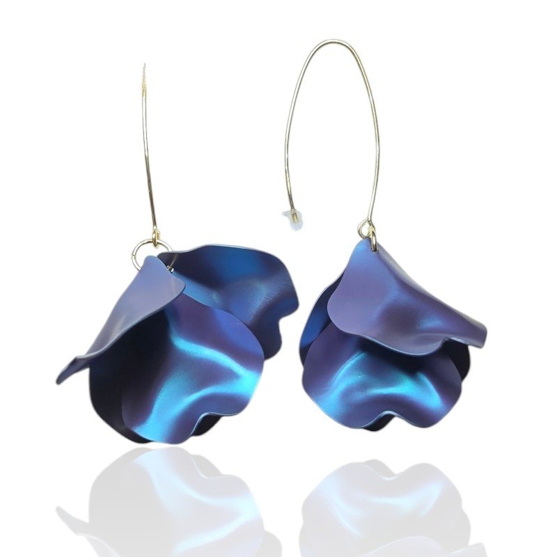 ankabizuteria.pl Kolczyki srebrne pozłacane z niebieskim tytanem dłu