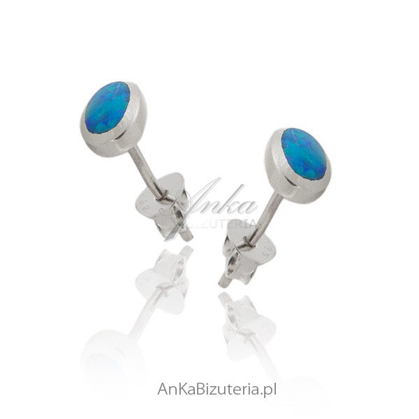 ankabizuteria.pl Kolczyki srebrne rodowane z niebieskim opalem-owalne