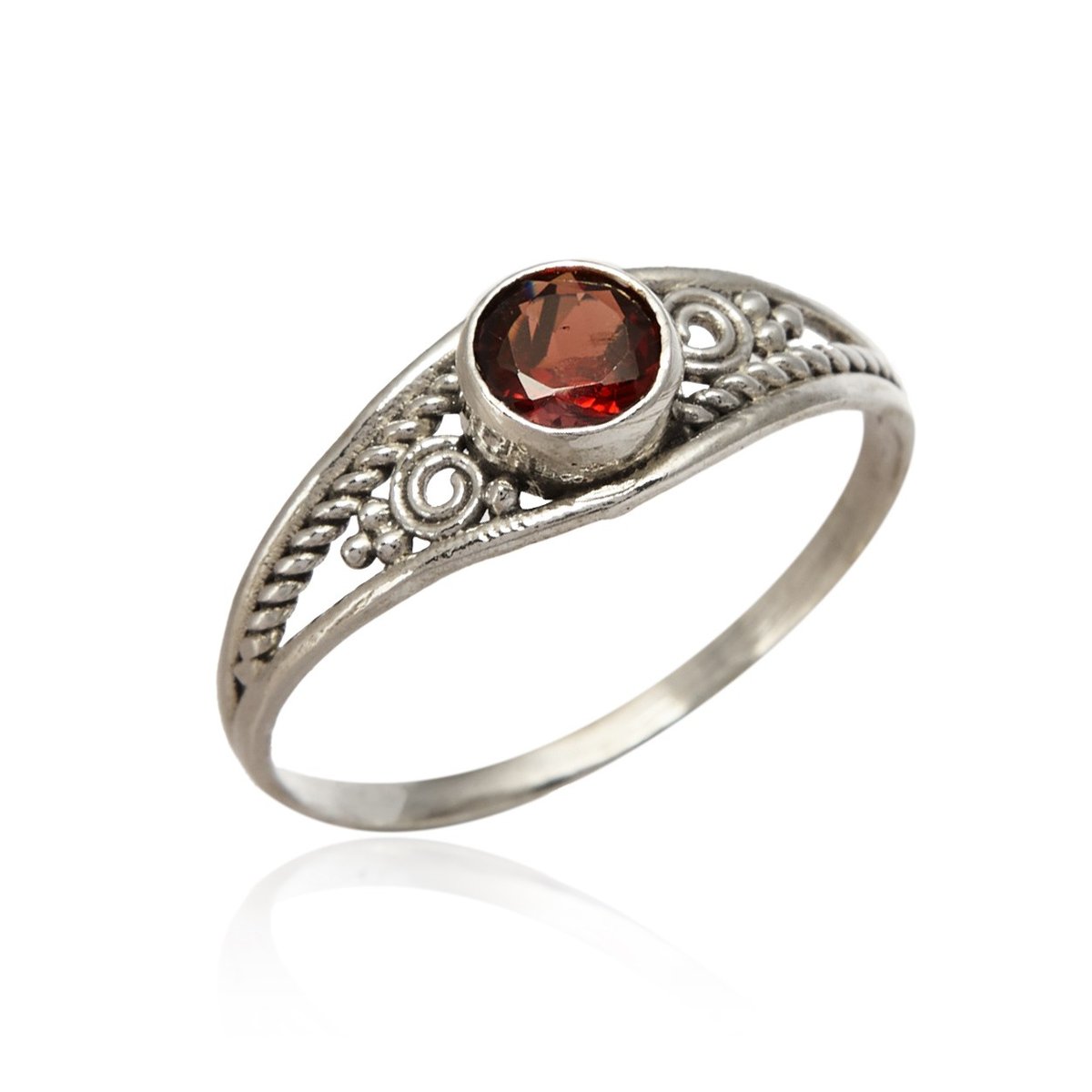 ankabizuteria.pl Pierścionek srebrny oksydowany z naturalnym granatem