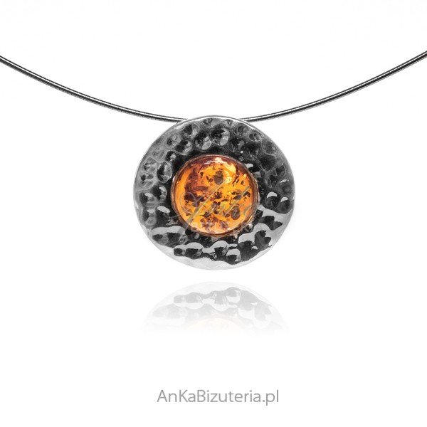 ankabizuteria.pl Srebrna zawieszka z bursztynem okrągła karbowana
