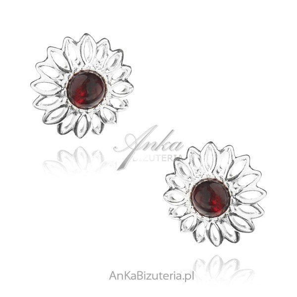 ankabizuteria.pl Kolczyki srebrne z wiśniowym bursztynem KWIATKI
