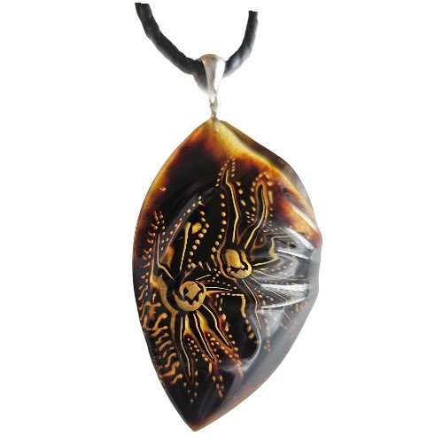 ankabizuteria.pl Zawieszka srebrna z grawerowanym bursztynem PAPROTKA