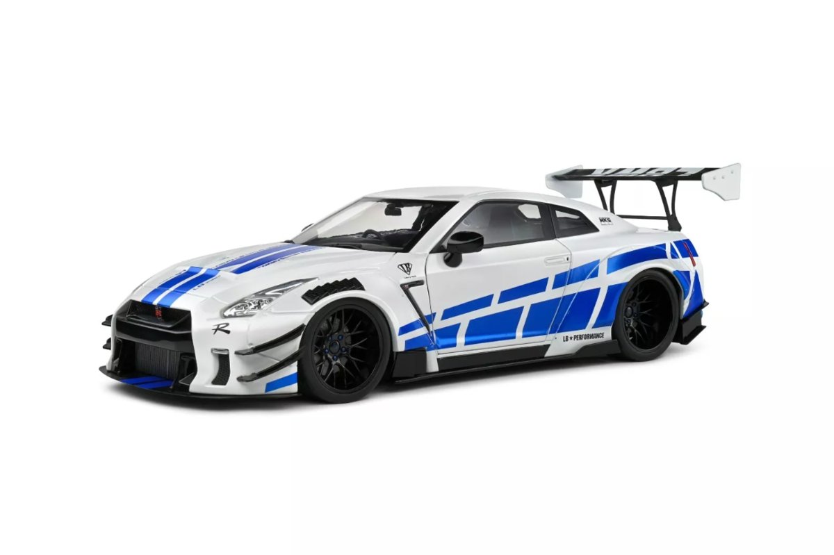 Nissan GT-R (R35) LBWK Body Kit 2.0 - 2024, white/blue Solido 1:18