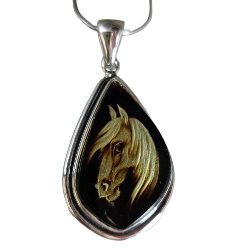 ankabizuteria.pl Zawieszka srebrna z bursztynem KOŃ opakowanie w bursztyn