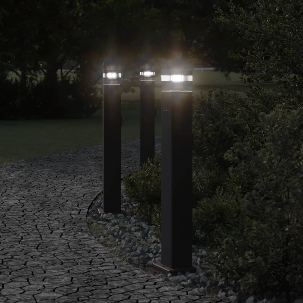 The Living Store Zewnętrzna lampa stojąca z gniazdkiem - czarna - 80 cm - aluminium - Lampa Ogrodowa