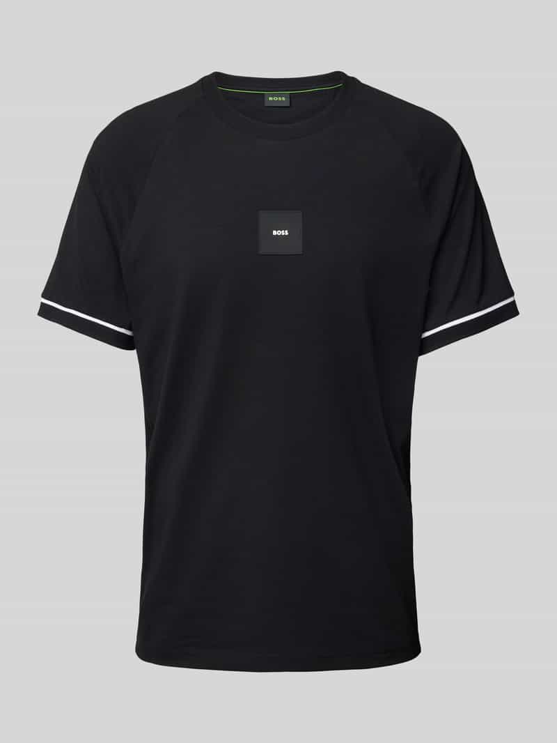 T-shirt z detalem z logo