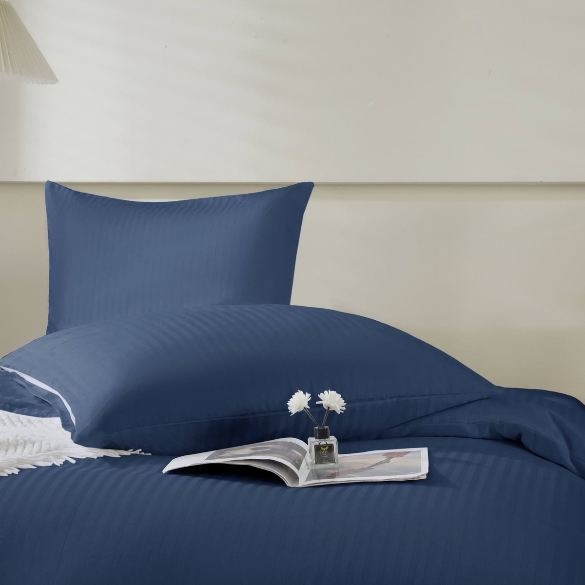 Granatowa Pościel Adamaszek Bawełniany 220x200cm + 2 poszewki 70x80cm