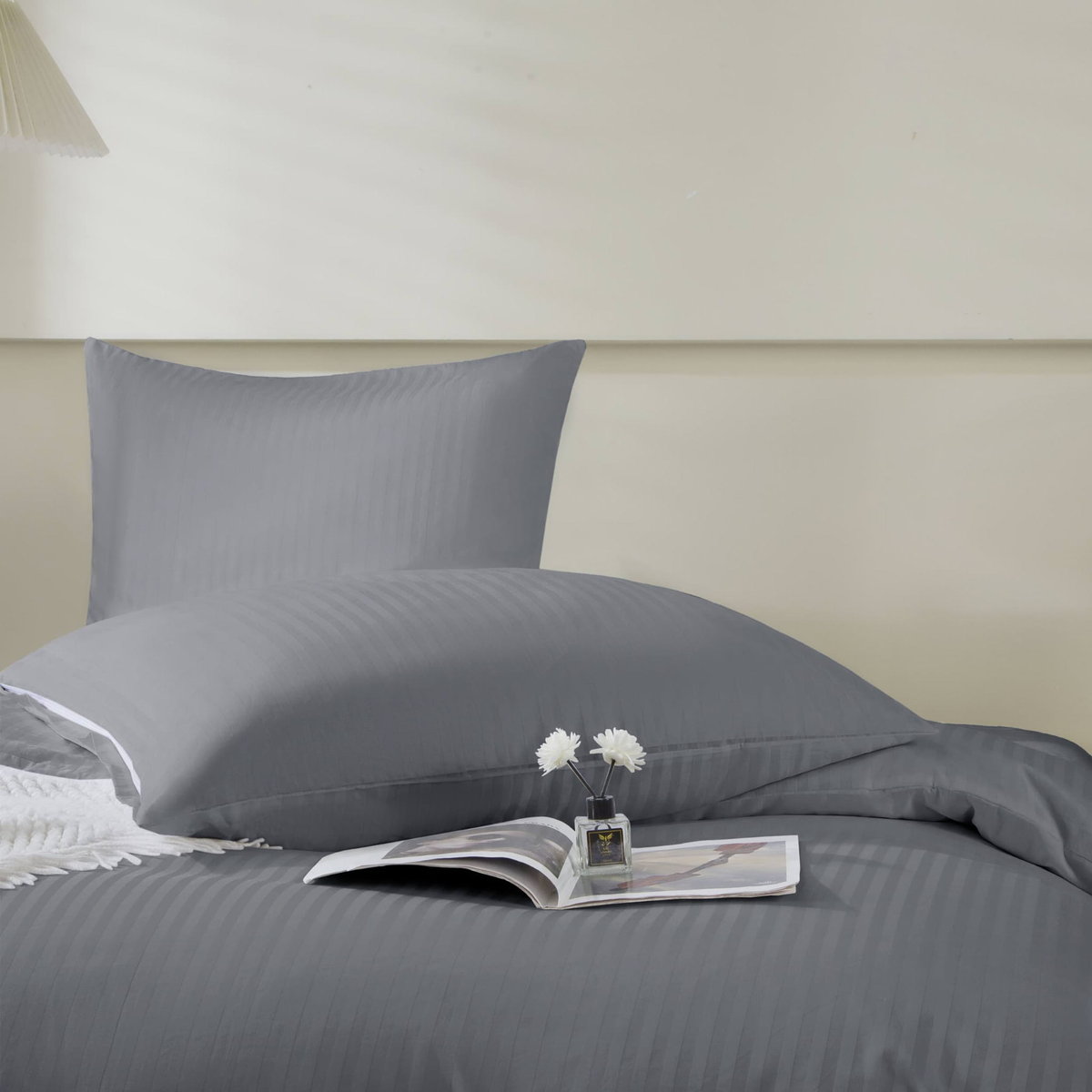 Grafitowa Pościel Adamaszek Bawełniany 220x200cm + 2 poszewki 70x80cm