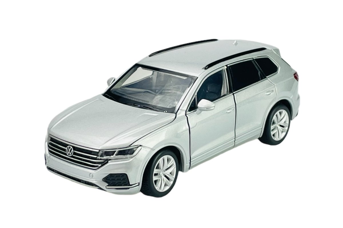 TAYUMO VW VOLKSWAGEN TOUAREG SREBRNY 1:32 32135015