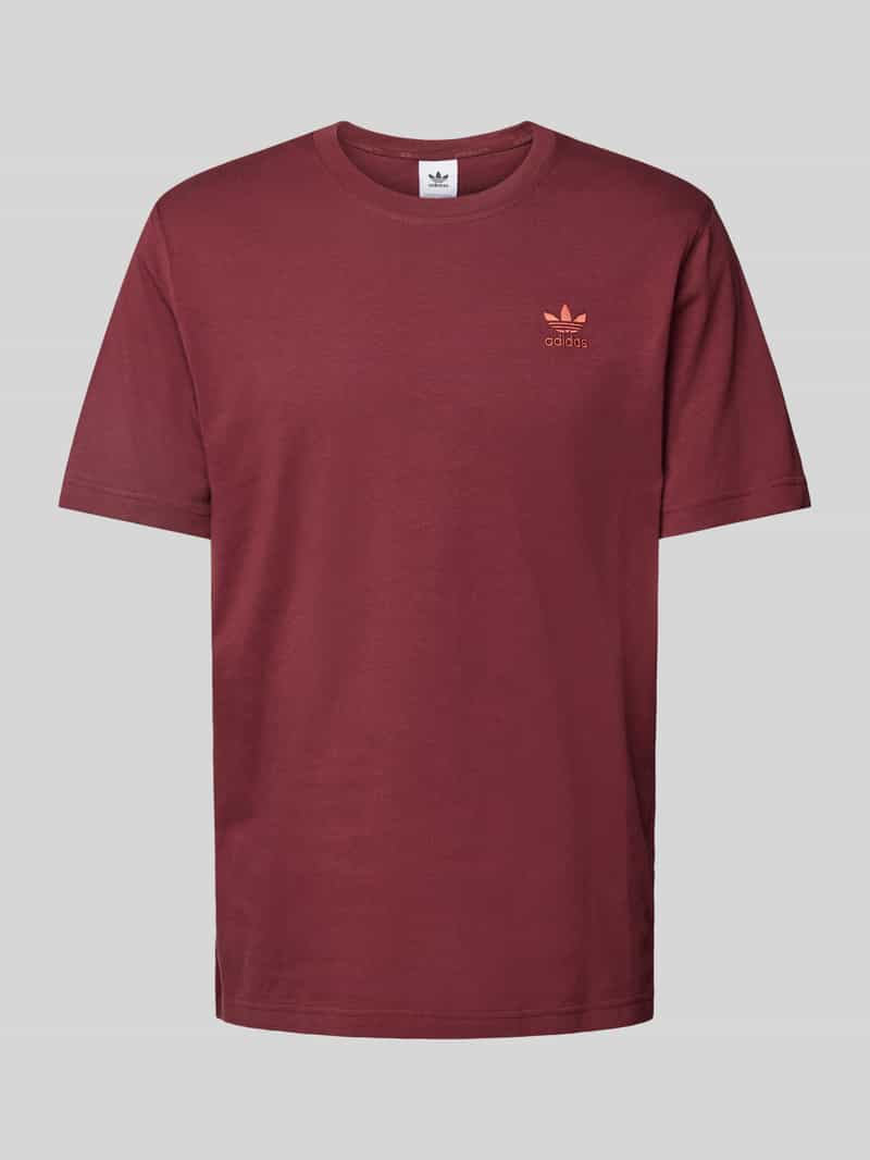 T-shirt z wyhaftowanym logo