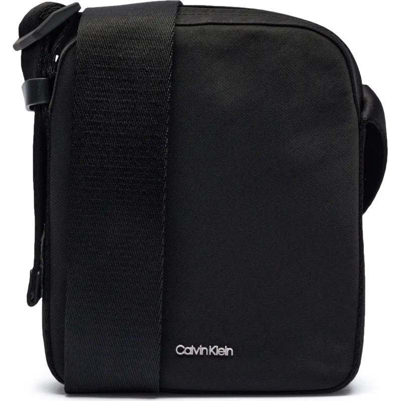 Calvin Klein Reporterka