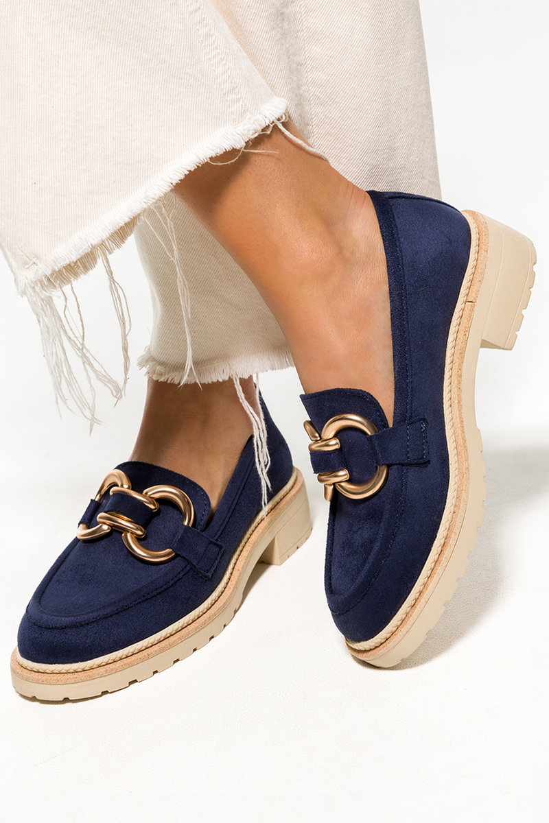 Granatowe mokasyny damskie na platformie ze złotą ozodobą Casu M24X2-N-NO-40